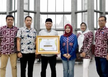 Bukti Nyata Optimalisasi Pendapatan Daerah, Kota Sukabumi Raih Penghargaan Peningkatan PAD Tertinggi Tingkat Nasional