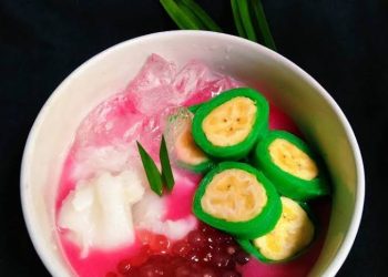Resep Mudah Membuat Takjil Es Pisang Ijo untuk Buka Puasa