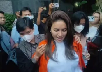 Nikita Mirzani Berakhir Ditahan Usai Konflik dengan Dokter Reza