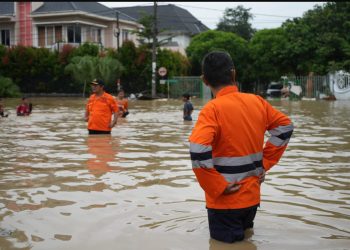 Banjir Bekasi Belum Surut, Warga Butuh Bantuan Mendesak