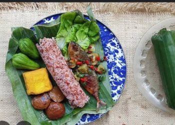 Menguak Sejarah Nasi Timbel, Kelezatan Sederhana dari Tanah Priangan