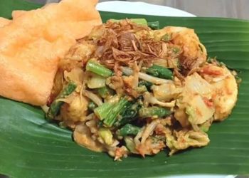 Resep Praktis Membuat Lotek Sunda yang Lezat di Rumah
