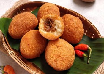 Tertarik Bikin Combro? Ini Resep Membuatnya dengan Mudah dan Nikmat