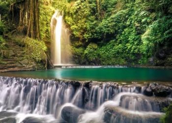 Menjelajahi Curug Putri Palutungan: Air Terjun Cantik dengan Kolam Alami