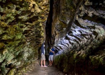 Menguak Misteri Goa Miring Pangandaran, Dikenal Angker dan Suram!