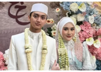 Gus Azmi Resmi Nikahi Khansa Mariska yang Masih Berusia 18 Tahun, Netizen Cibir Masih Kecil