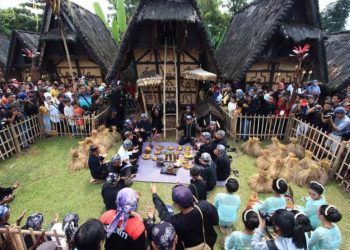 Menguak Keunikan Tradisi Sunda, Warisan Turun-Temurun yang Penuh Makna