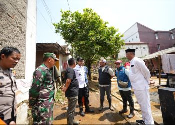 Wakil Wali Kota Sukabumi Minta Perbaikan Pengelolaan Sampah Usai Tinjau Banjir Ciseureuh