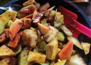 Tak Hanya Nikmat, Ternyata Rujak Buah Juga Miliki Sejarah yang Panjang