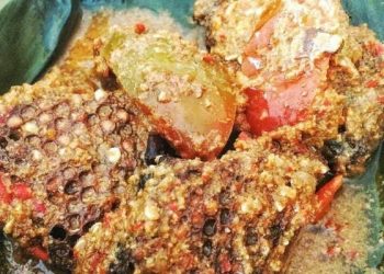 Menilik Botok Tawon, Kuliner Unik Banyuwangi yang Menyehatkan