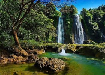Menyusuri Keajaiban Curug Cikaso, Air Terjun Megah di Jawa Barat