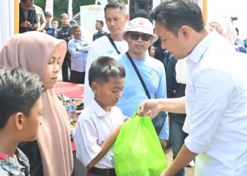 Bupati Cianjur Perkuat Pelayanan dan Pemberdayaan Warga di Desa Mekarsari