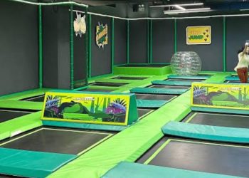 Cari Wisata Indoor Menyenangkan? DinoXscape Cibinong Jawabannya!