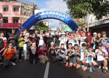 Wali Kota Sukabumi dan Wakil Wali Kota Launching Car Free Day di Jalan A. Yani