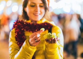 Tradisi Unik Menyambut Tahun Baru di Berbagai Negara yang Wajib Kamu Ketahui