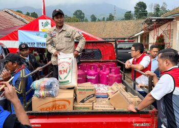 Pertamina Patra Niaga Regional JBB dan Hiswana Migas Bandung Salurkan Bantuan Tanggap Bencana Tanah Longsor di Bandung