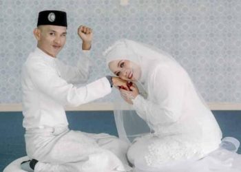 Kenal Dari TikTok, Wanita 50 Tahun Ini Menikahi Pria 23 Tahun Lebih Muda