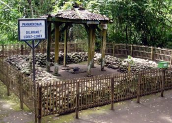 Menyusuri Situs Karangkamulyan, Peninggalan Kerajaan Galuh yang Penuh Legenda