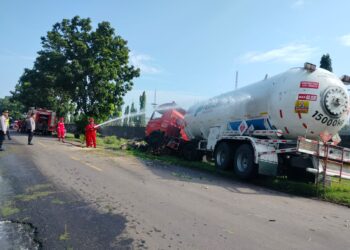 Pertamina Patra Niaga Regional JBB Pastikan Penanganan Cepat Insiden Armada Skidtank LPG di Balongan