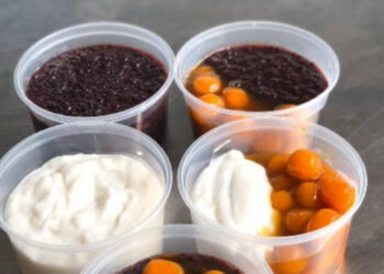 Inspirasi 10 Menu Takjil Praktis untuk Berbagi di Bulan Ramadan