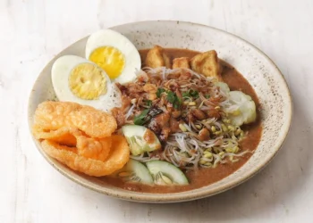 Mengulik Sejarah Ketoprak, Kuliner Nusantara dengan Cerita Unik