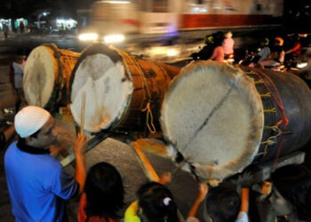 Apa Itu Ngadulag? Tradisi Unik Menabuh Bedug dalam Budaya Islam Sunda