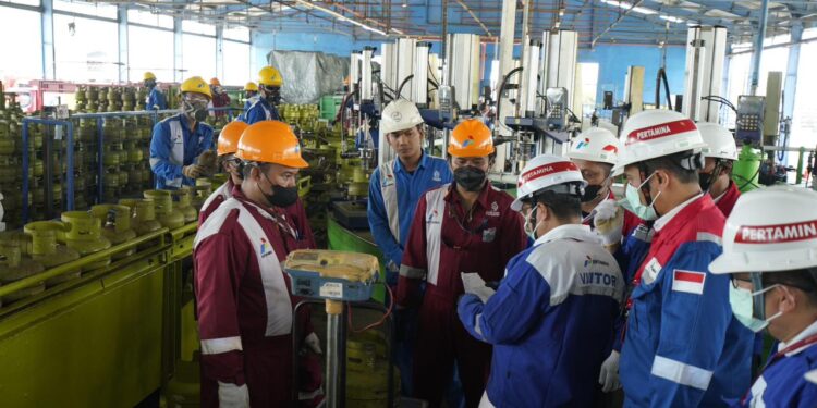 Pertamina Patra Niaga RJBB Bersama Ditjen Migas Tinjau Lembaga Penyalur LPG, Pastikan Rantai Pasokan Terjaga