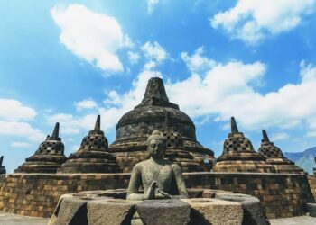 Candi Borobudur: Keajaiban Budaya Dunia yang Wajib Dikunjungi di Jawa Tengah