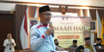 Wali Kota Sukabumi Sambut Kepulangan Jemaah Haji Kloter 13 di Balai Kota