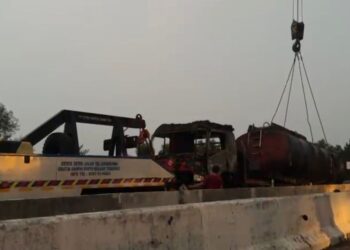 Pertamina Patra Niaga RJBB Cepat Tangani Insiden Mobil Tangki di Tol Cisumdawu, Sumedang, Pastikan Pasokan BBM Tidak Terganggu 