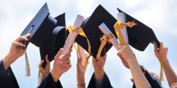 Deretan Jurusan Kuliah yang Paling Disesali Setelah Lulus, Jurnalisme Jadi No1