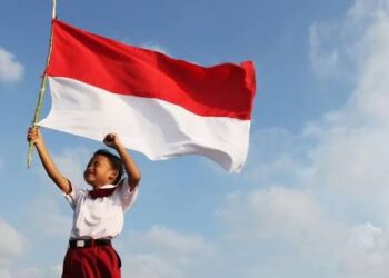 Sejarah Bendera Merah Putih, Simbol Perjuangan yang Selalu Berkibar Saat HUT RI