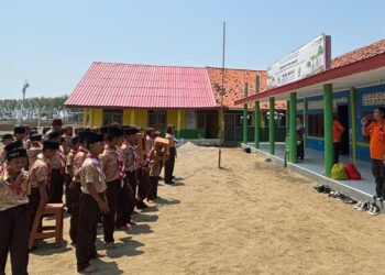 Pertamina Patra Niaga Regional JBB Tingkatkan Kesiapsiagaan Bencana Siswa Pesisir Karawang
