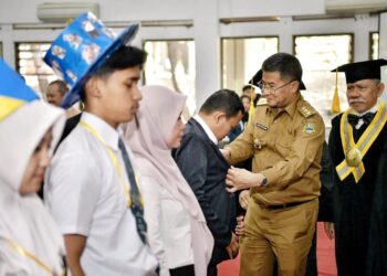 Wagub Erwan Dorong Mahasiswa Baru IKOPIN Jaga Eksistensi Koperasi