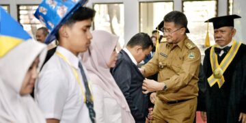 Wagub Erwan Dorong Mahasiswa Baru IKOPIN Jaga Eksistensi Koperasi