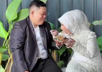 Viral Gen Z Nikah di KUA Cuma Rp 6,5 Juta, Lanjut Kulineran Pakai Baju Pengantin