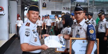 Gagalkan Penyelundupan Sabu, Dua Petugas Lapas Sukabumi Diganjar Penghargaan