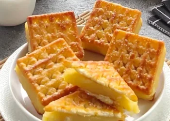 Cara Membuat Roti Gabin Isi Vla, Renyah di Luar dan Lembut di Dalam